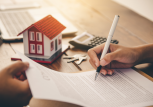 Mortgage contract being signed